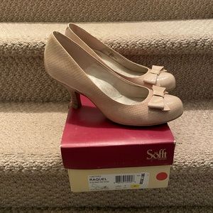 NWT Snakeskin Leather heels